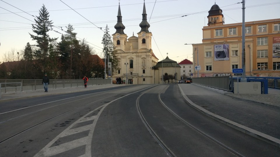 Po opravách se po více než roce otevřel Zábrdovický most 3